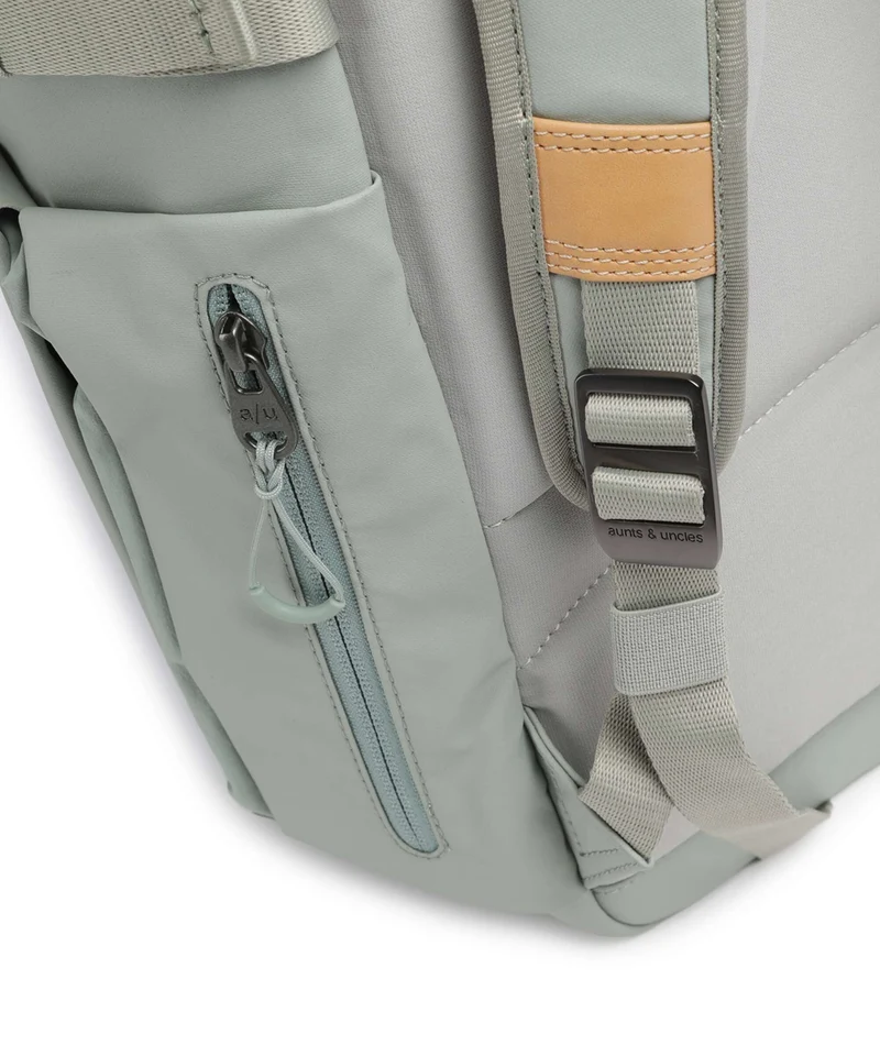 Aunts & Uncles Japan RE Tokachi Rolltop Rucksack sage green