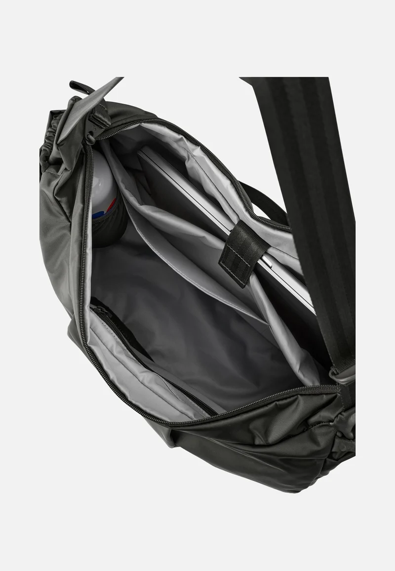 Krumm Large Changeant Glazed Black - Hobo Bag