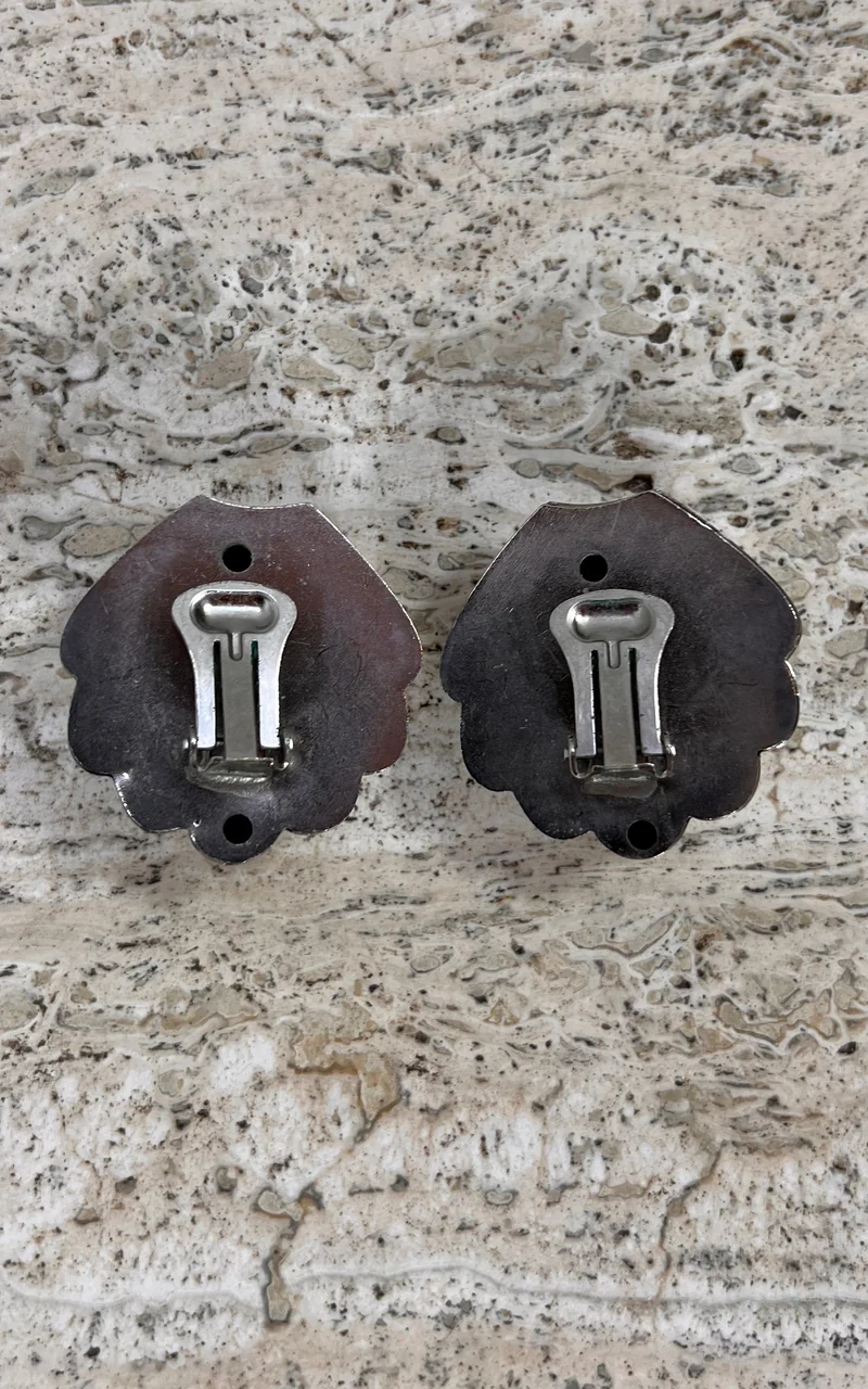 Vintage Shell 90s Clip Ons