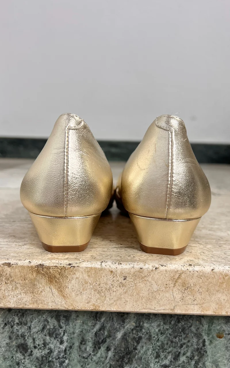 Vintage Gold Woven Leather Pumps 38