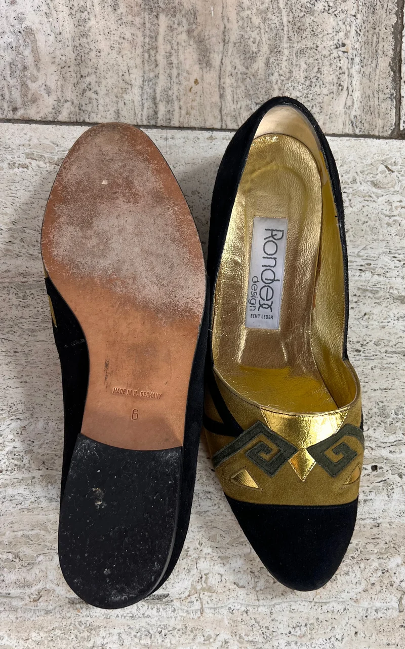 Vintage Suede Loafers with Geometric Appliqué 38
