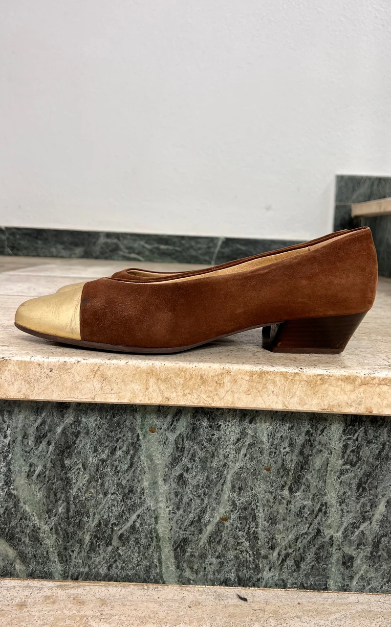 Vintage Two-Tone Leather Pumps 41