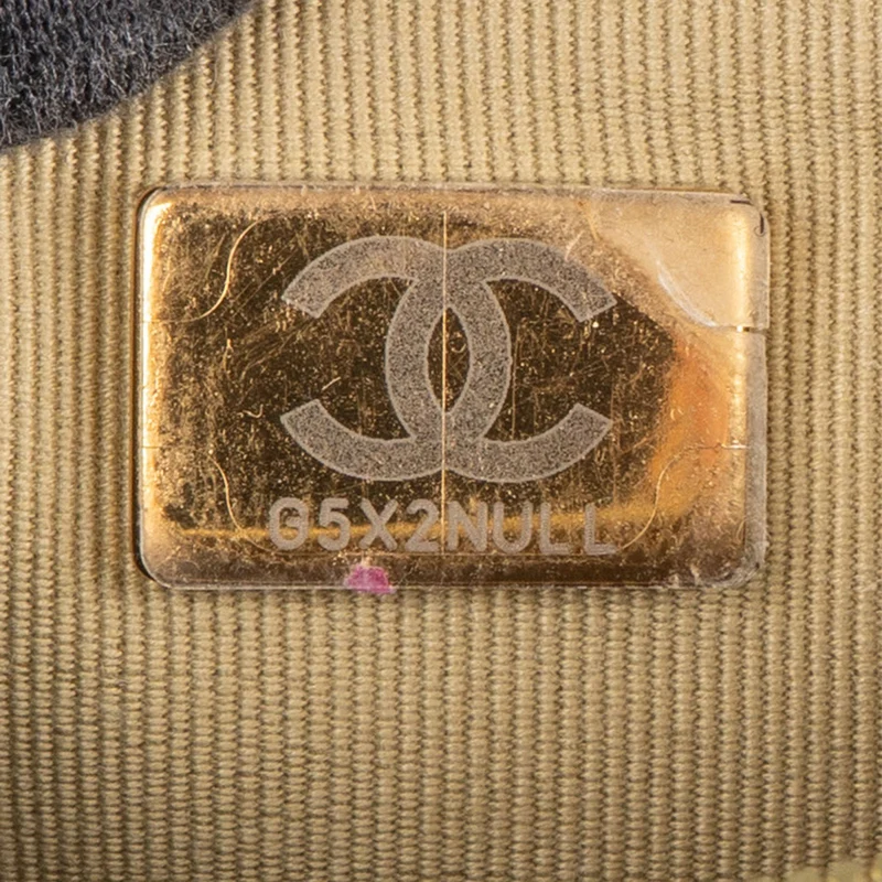 Chanel Quilted Lambskin Sweetheart CC Wallet On Chain Crossbody Bag