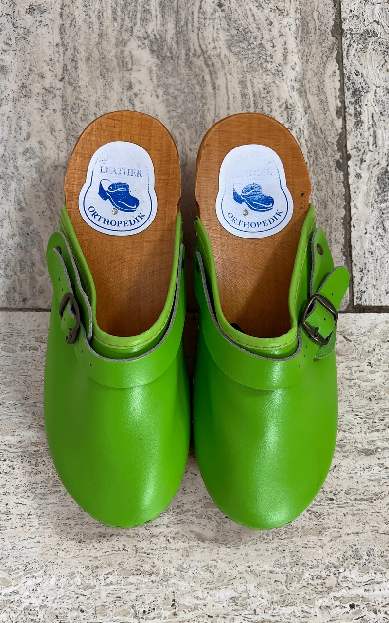Vintage Green 70s Clogs 41