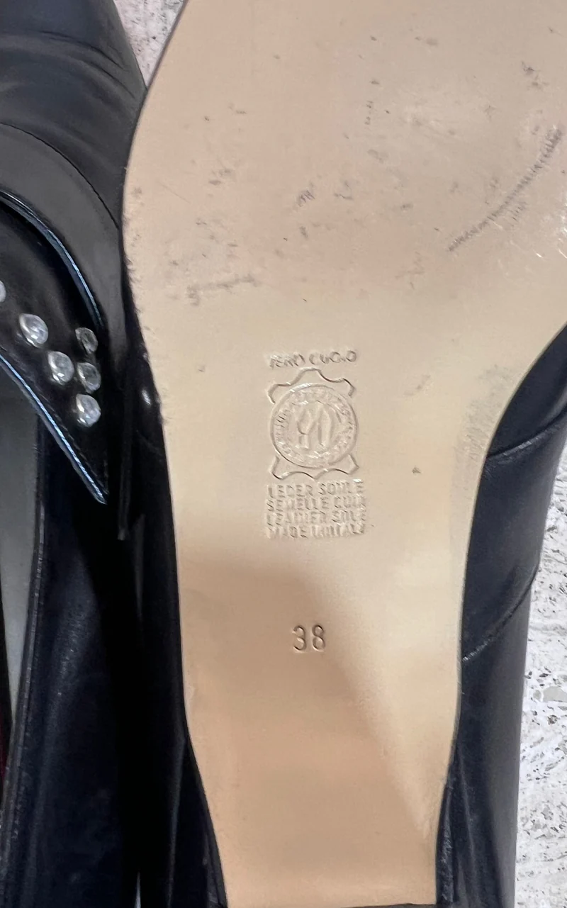 Vintage Victorian Look a Like Loafer 38