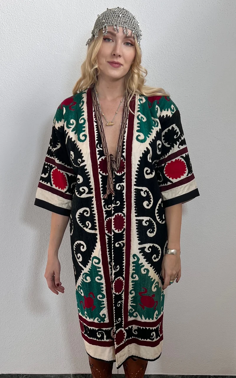 Vintage Suzani Chapan