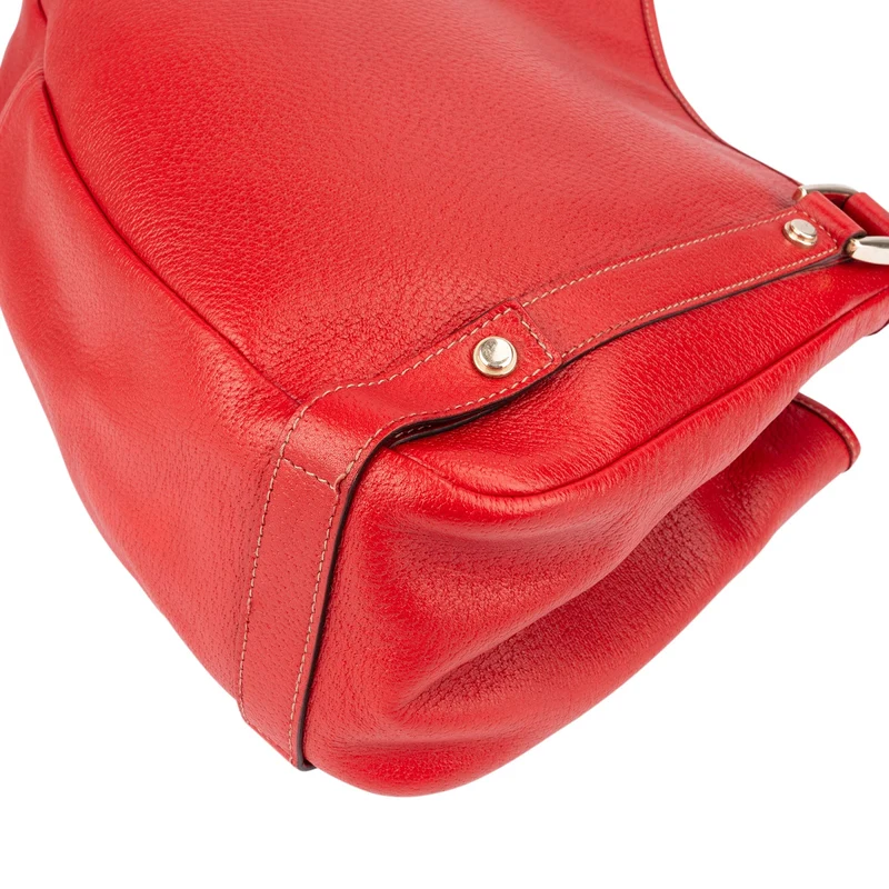 Gucci Red Pebbled Leather D-Ring Handbag