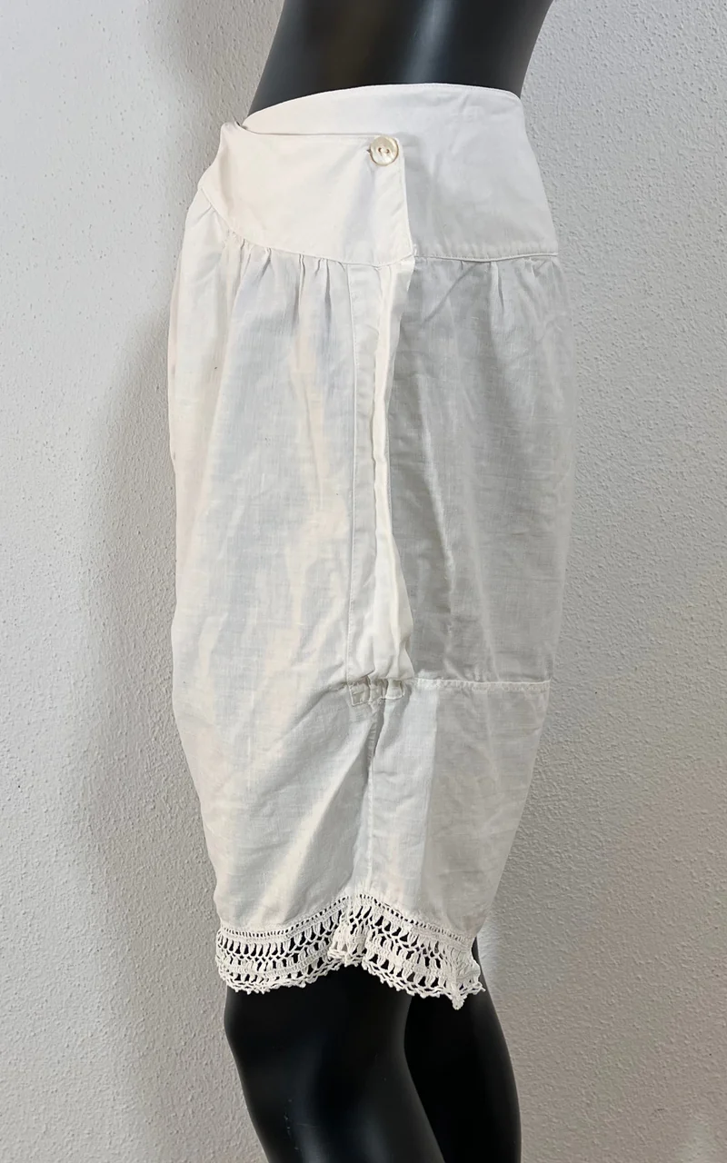 Antique Lace Shorts