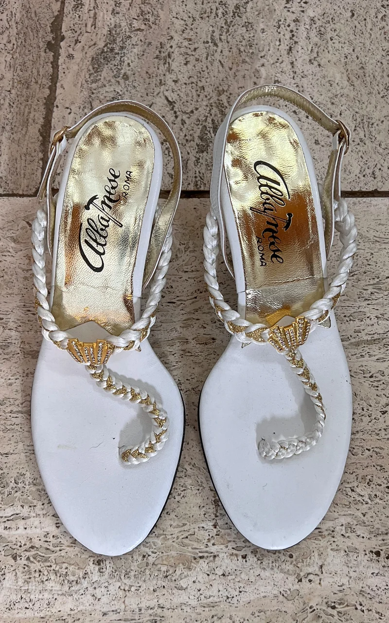 Vintage 60s Enzo Albanese Rhinestone Shell Sandals 36