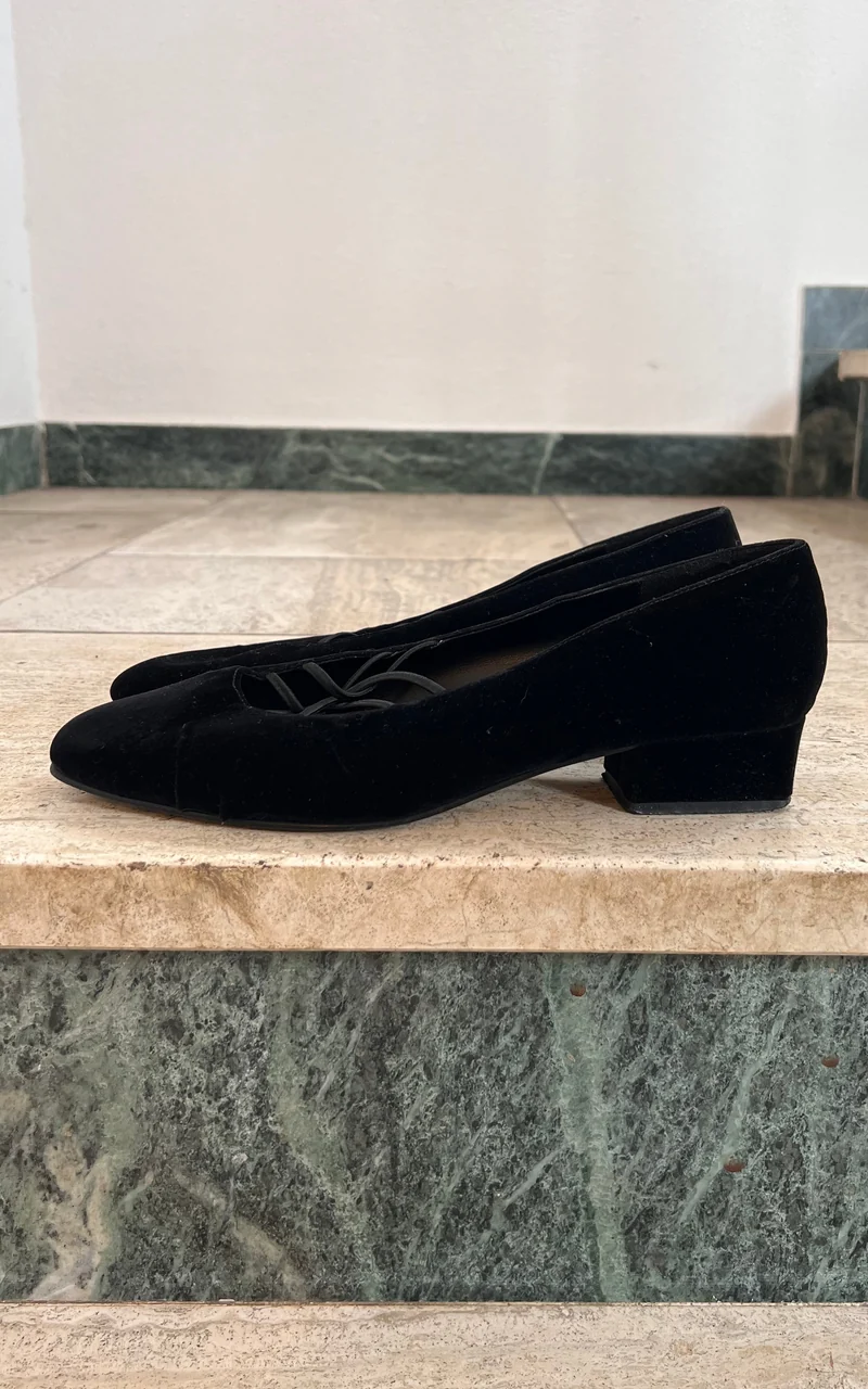 Vintage Mootsie Tootsie Velvet Ballerinas 41