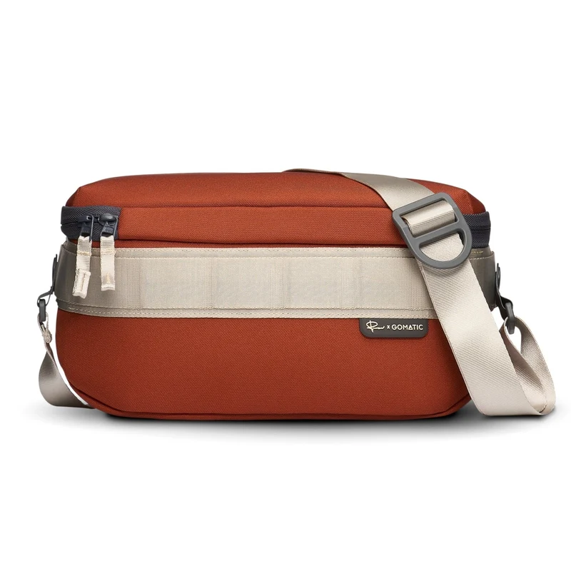 Gomatic LUMA Camera Sling 9L, rust red Orange
