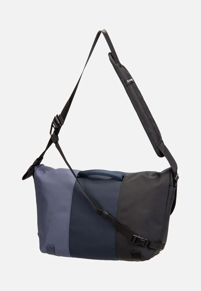 Classic Messenger M Monsoon - Messenger Bag