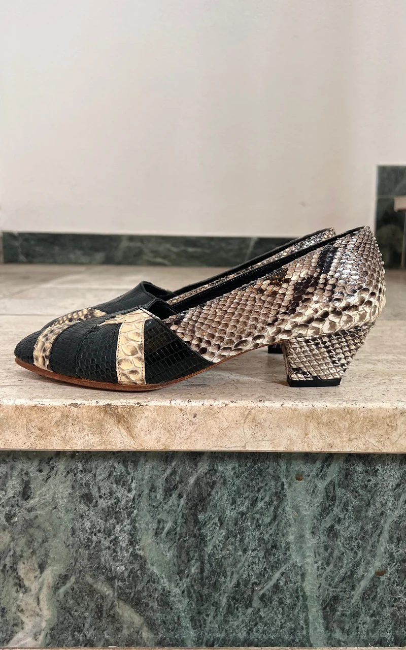 Vintage Snakeskin Shoes 37