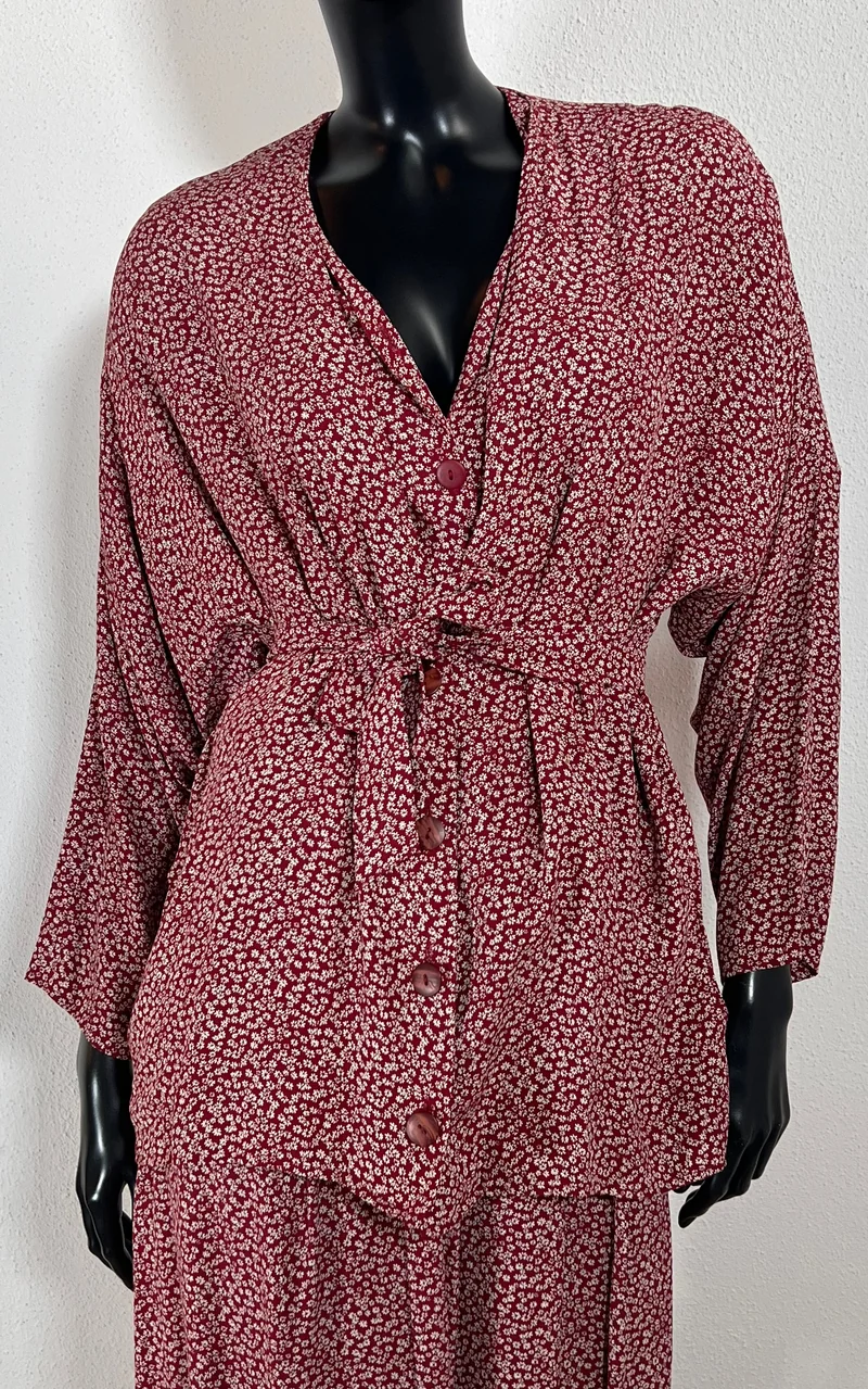 Vintage 3 Piece Ensemble