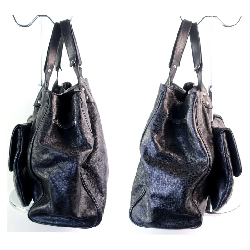 Chanel Black Grained Leather Pocket In the City Bag