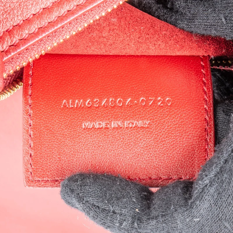 Saint Laurent Red Leather Talitha Suzanne Medium Bucket Shoulder Bag