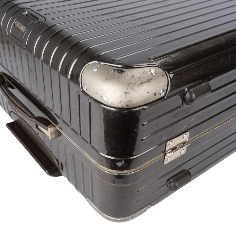 Rimowa Classic Essential Check-In Luggage Suitcase (L)