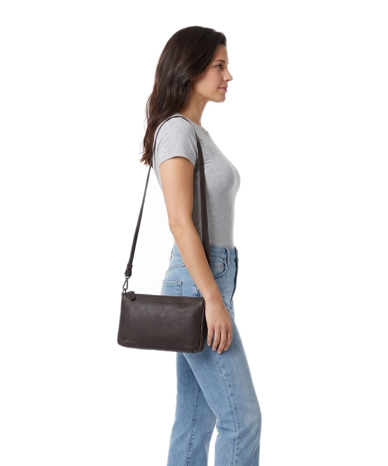 The Chesterfield Brand Wax Pull Up Cow Orinoco Schultertasche brown