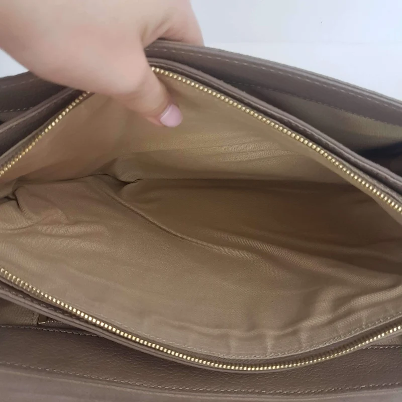 Iceberg Beige Leather Handbag with Chamois parts