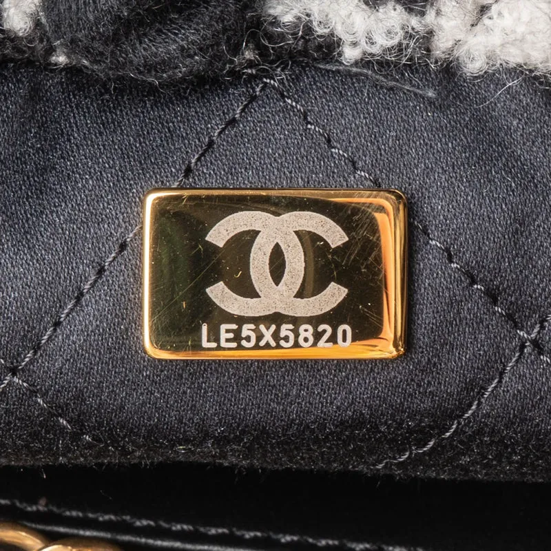 Chanel 22 Cashmere Checkered Rose Pattern Bucket Small Crossbody Handbag