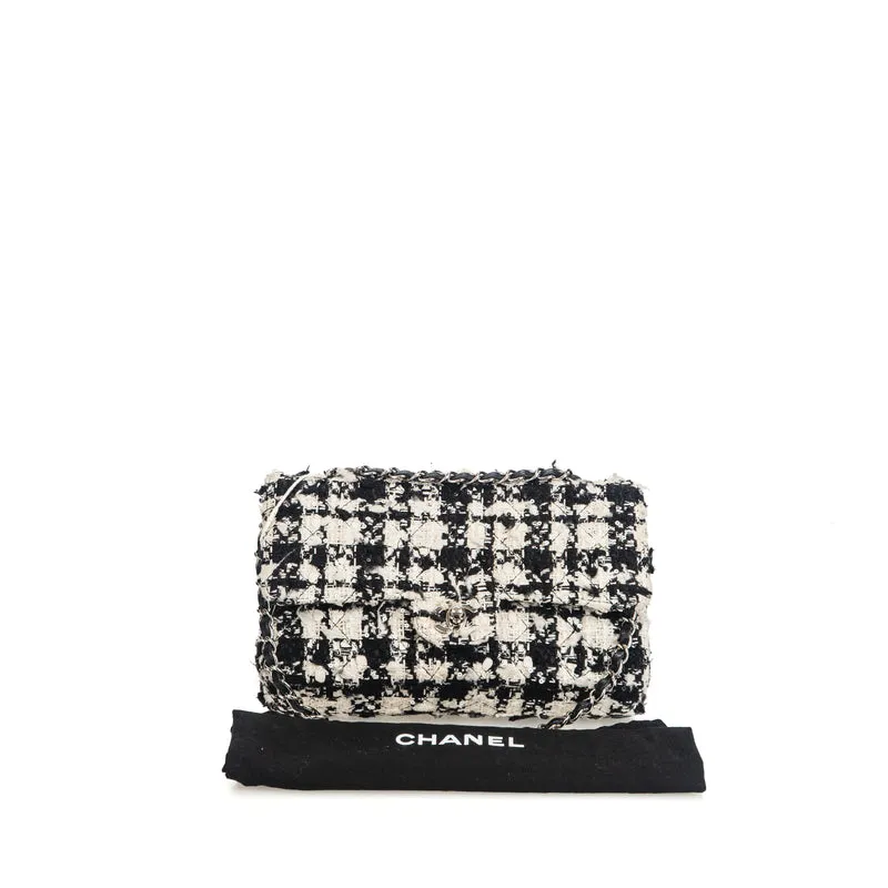 Classic Tweed Flap Bag
