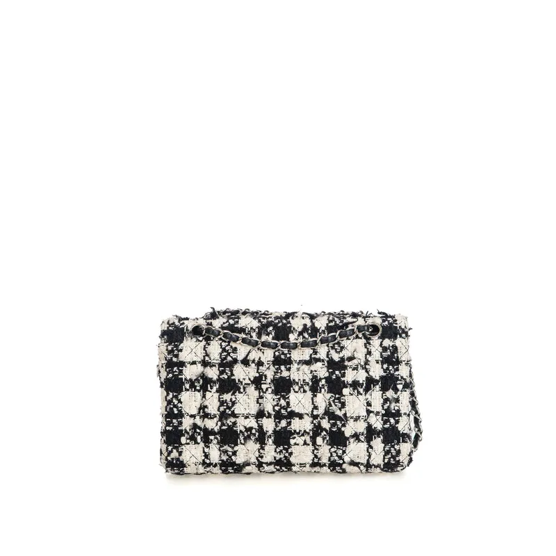 Classic Tweed Flap Bag