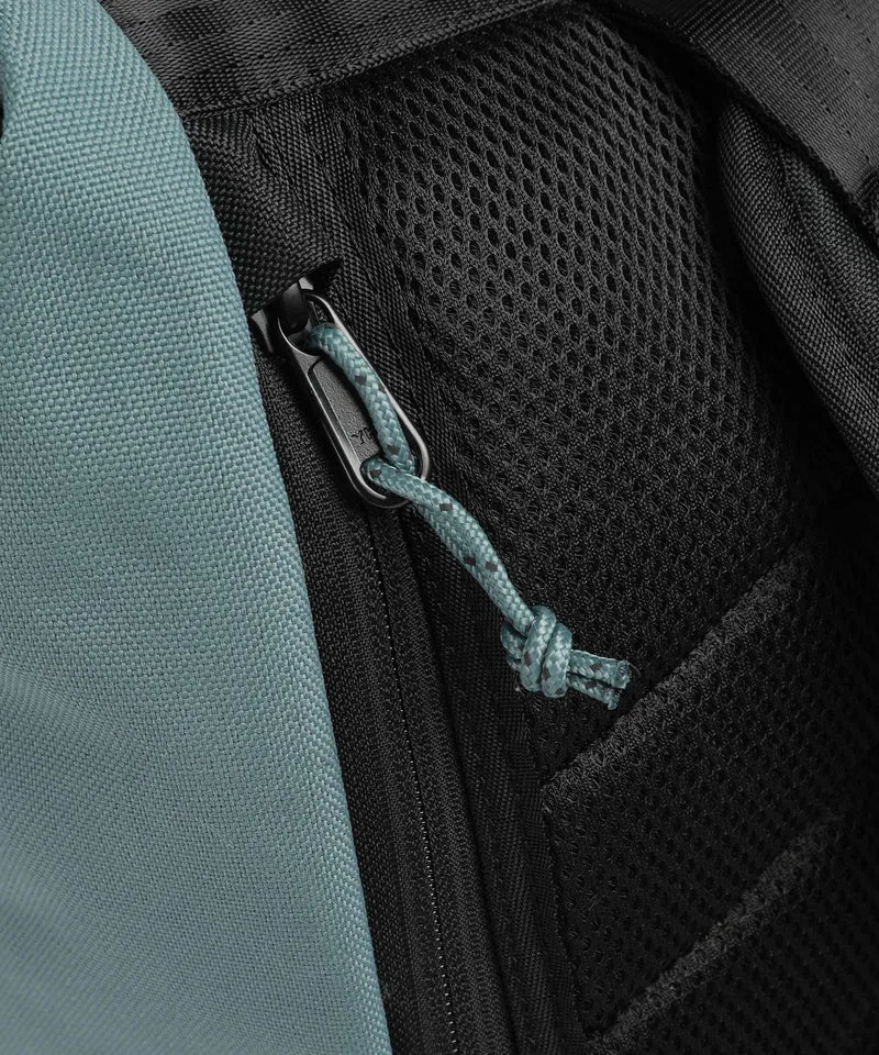 Chrome Initiate 26 Rolltop Rucksack steel blue