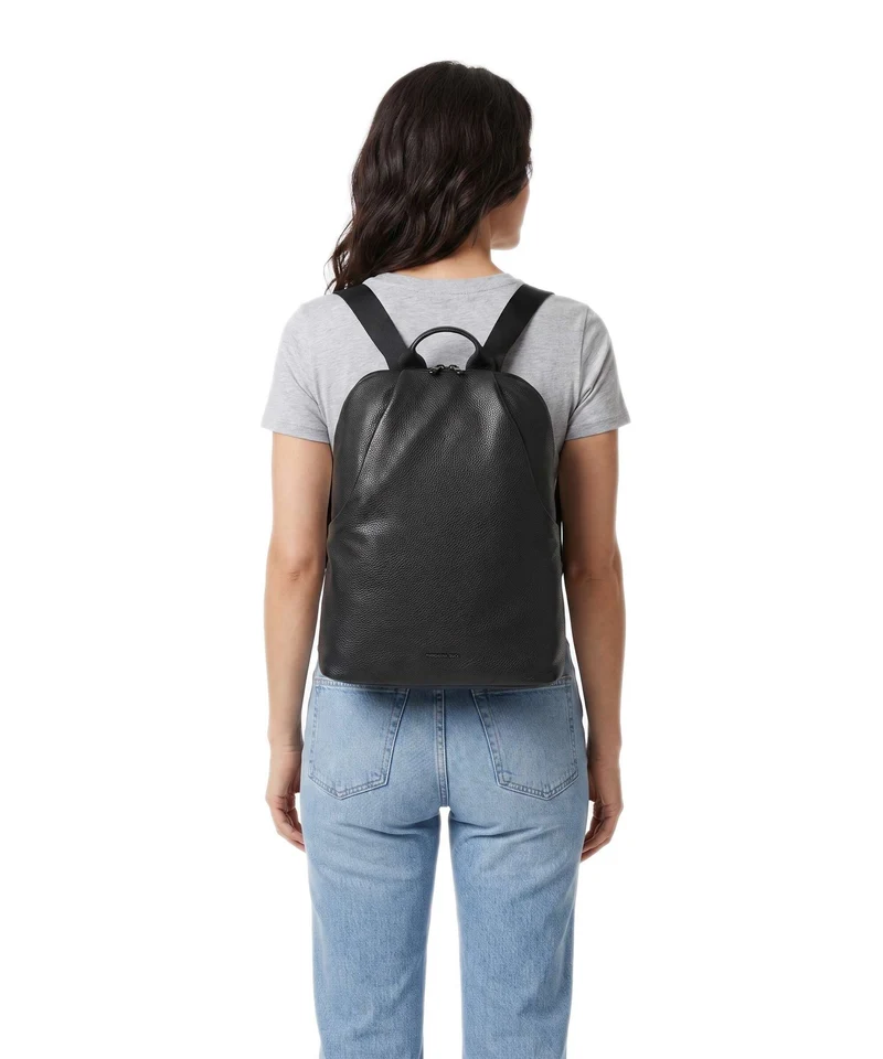 Mandarina Duck Mellow Leather Rucksack nero