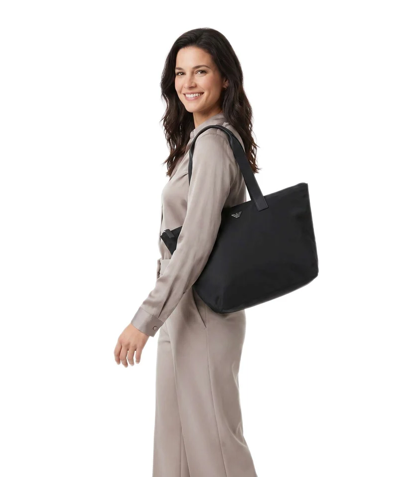 Emporio Armani Nylon Recycled Shopper black beauty
