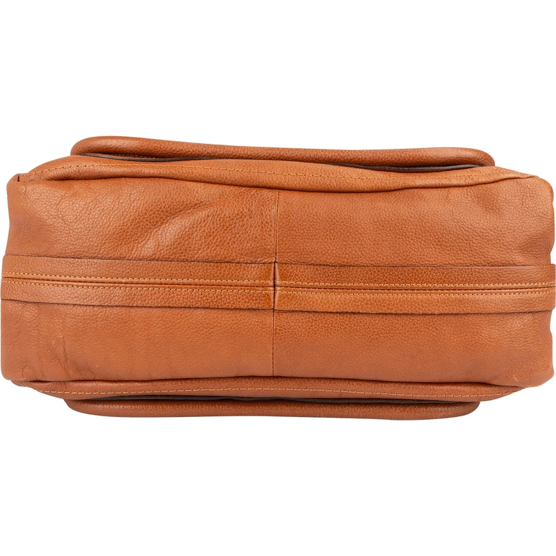 Chloé Grained Leather Paraty Handbag