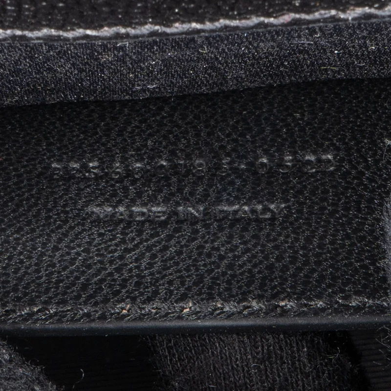 Saint Laurent Grain De Poudre Embossed Leather Envelope Crossbody Bag