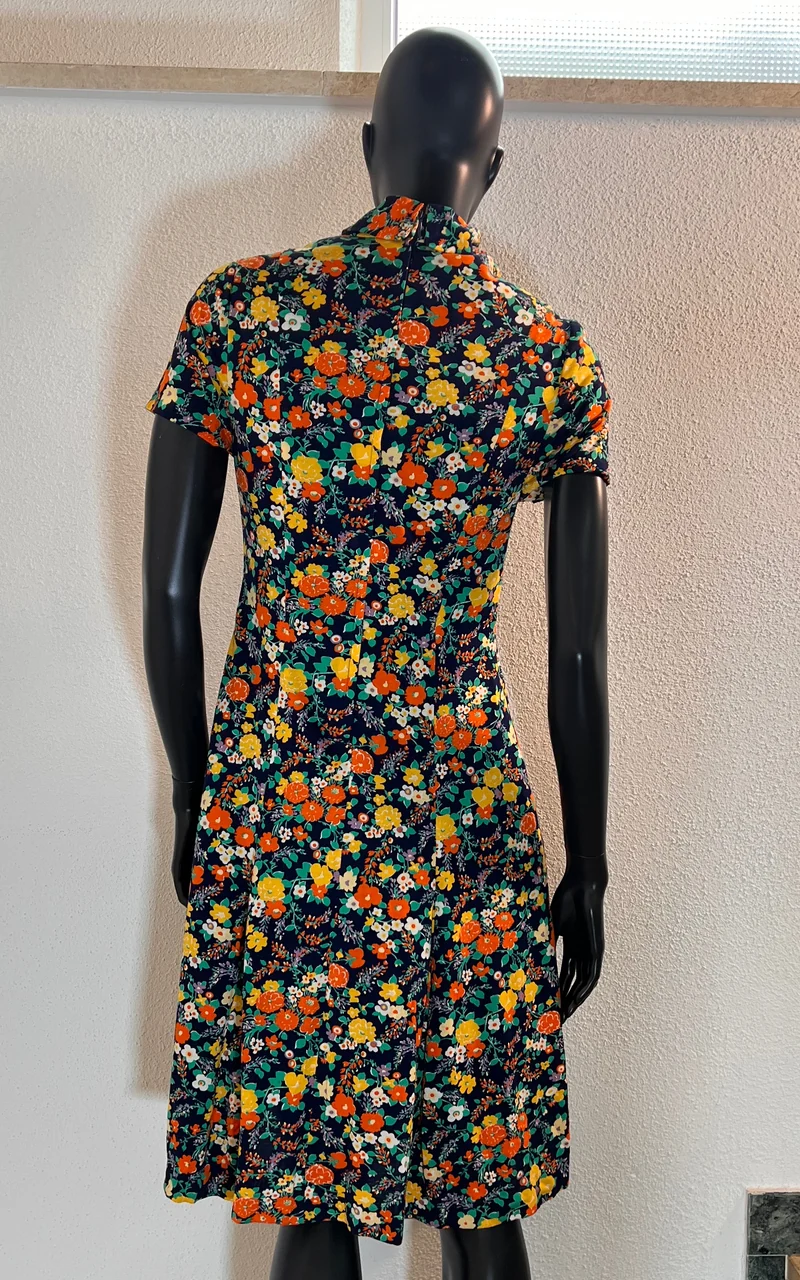 Vintage 70s Flower Dress