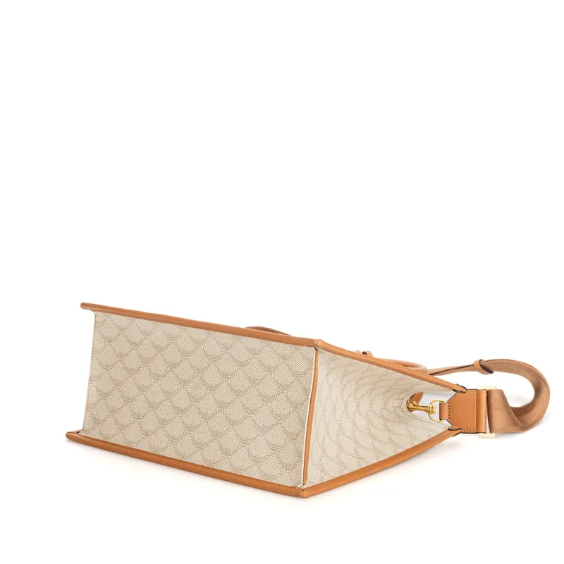 Aren Tote