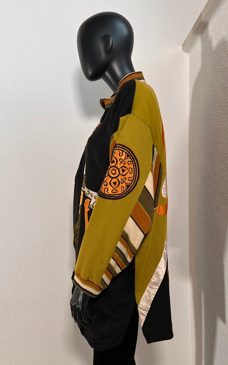 Vintage Kori Joko Tassle Sweatshirt