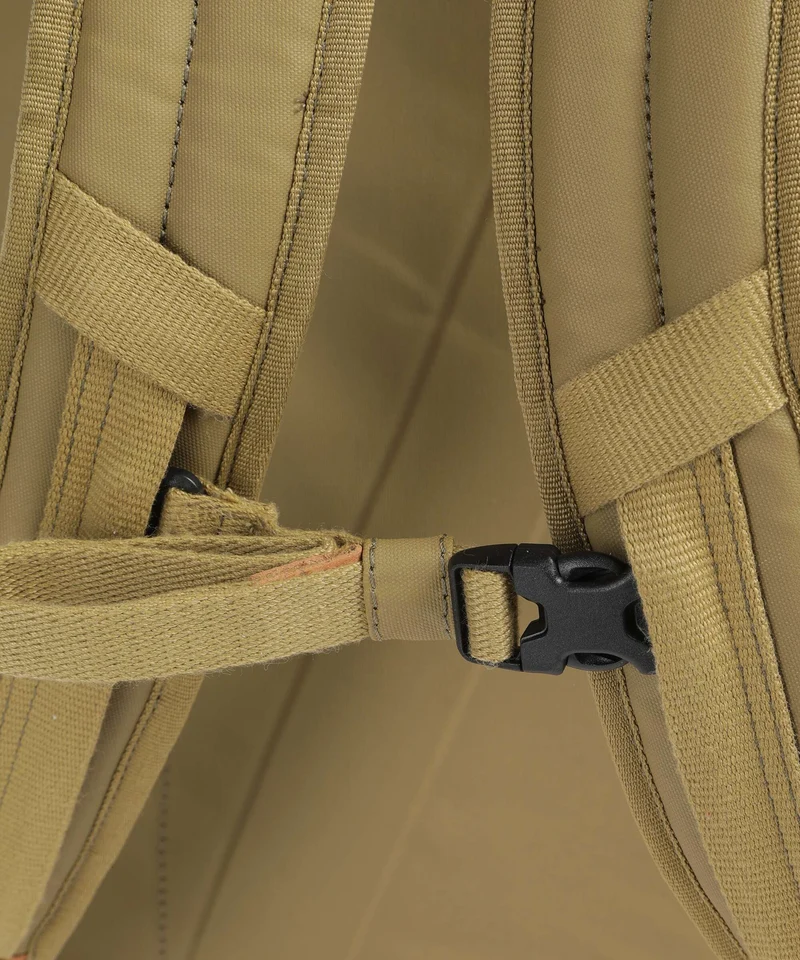 Aunts & Uncles Japan Matsuyama Rolltop Rucksack olive stone