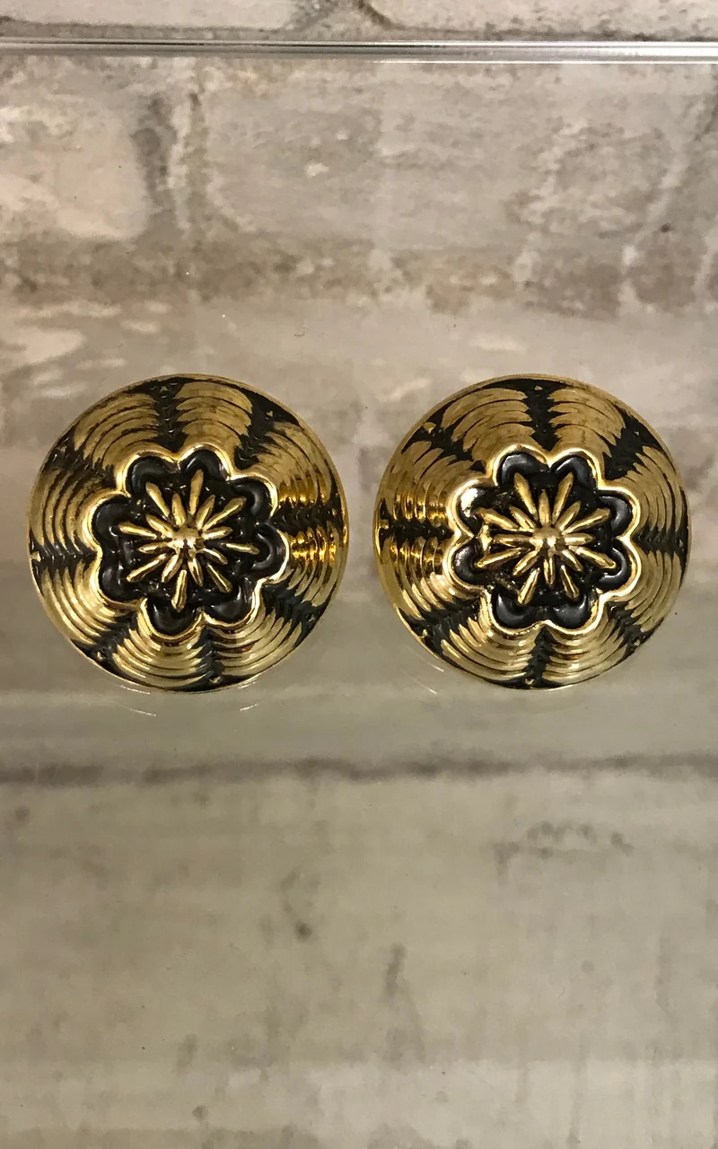 Vintage 90s Statement Clip Ons