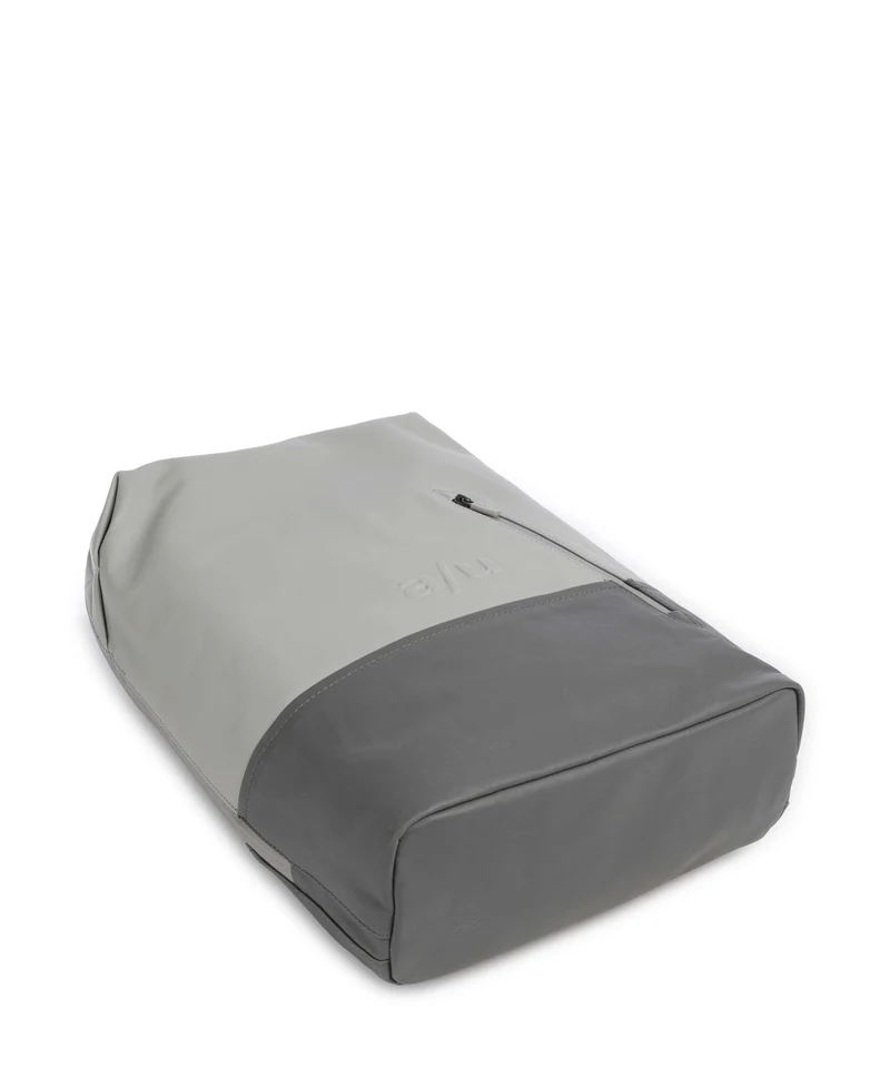 Aunts & Uncles Japan Hamamatsu Rucksack circular grey