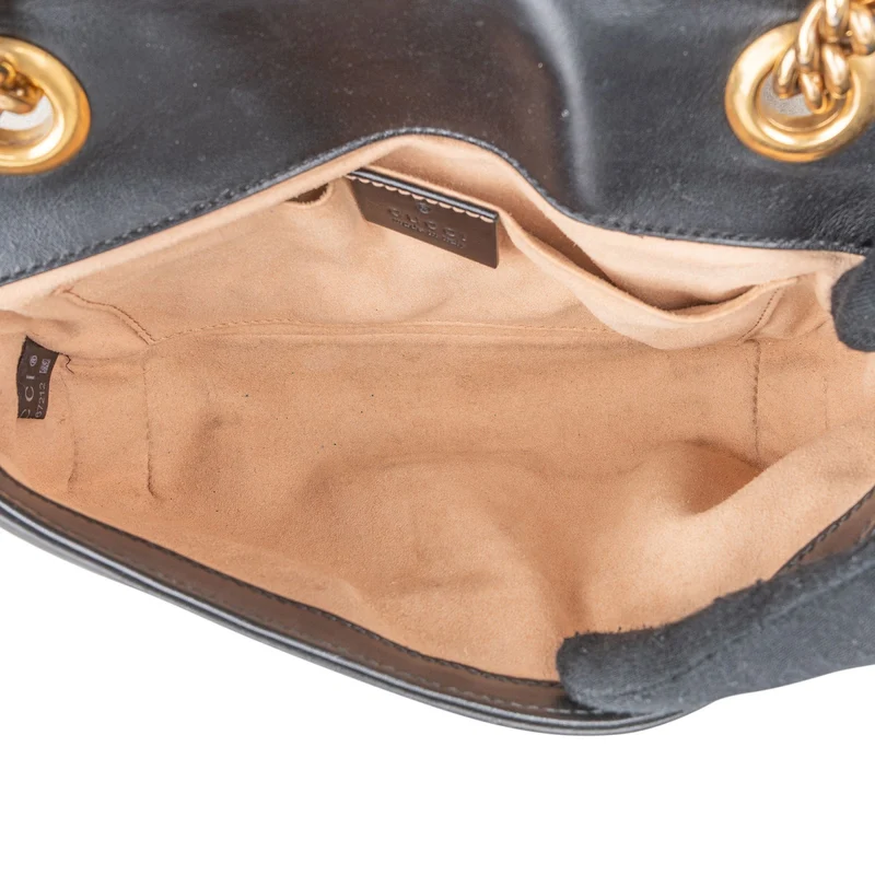 Gucci Chevron Matelassé Leather GG Marmont Crossbody Bag