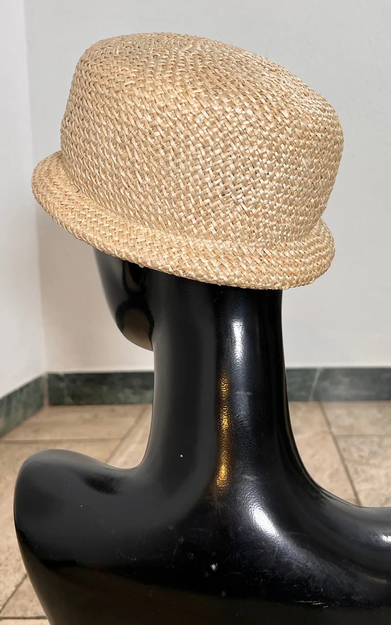 Vintage 90s Staw Hat