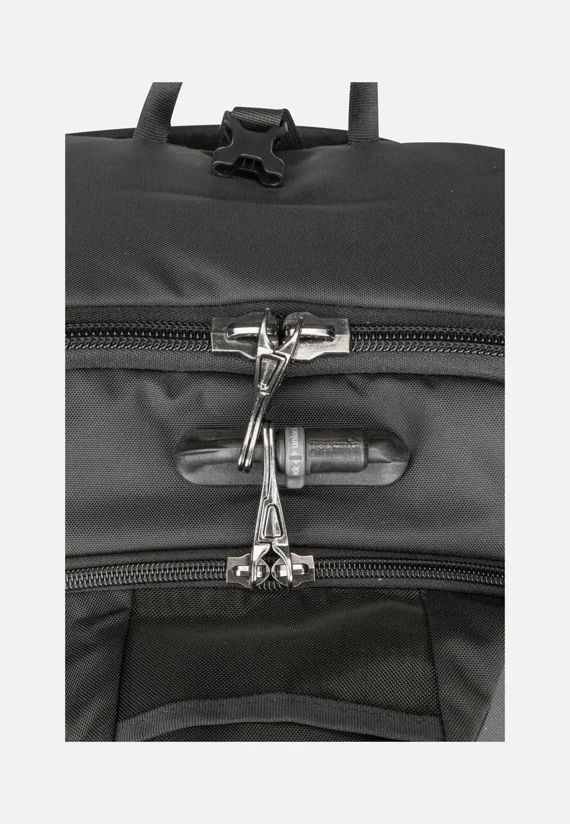 EXP45 Carry-On Travel Black - Reiserucksack