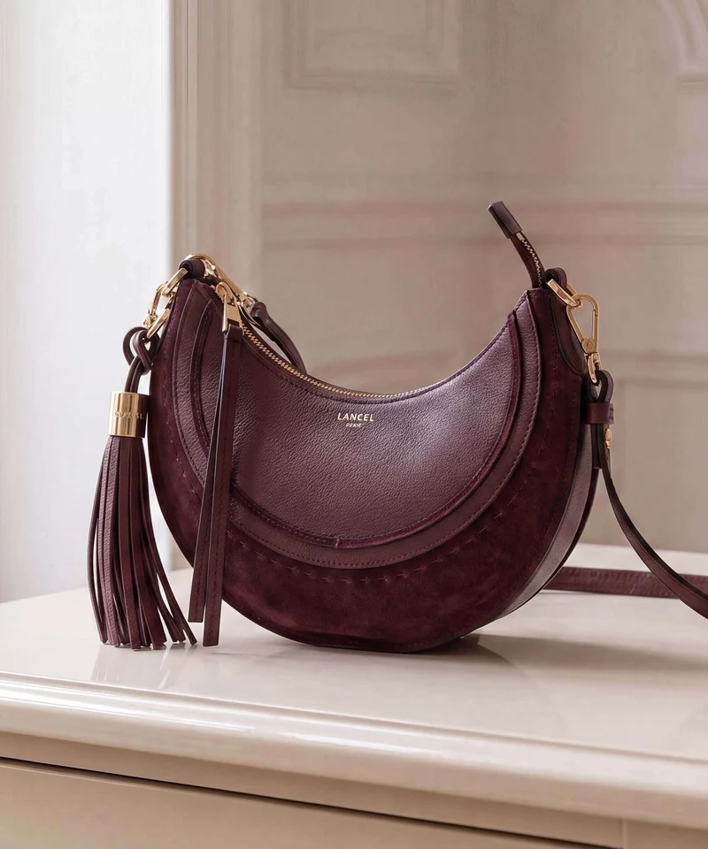 Lancel Hobohème S Schultertasche cassis