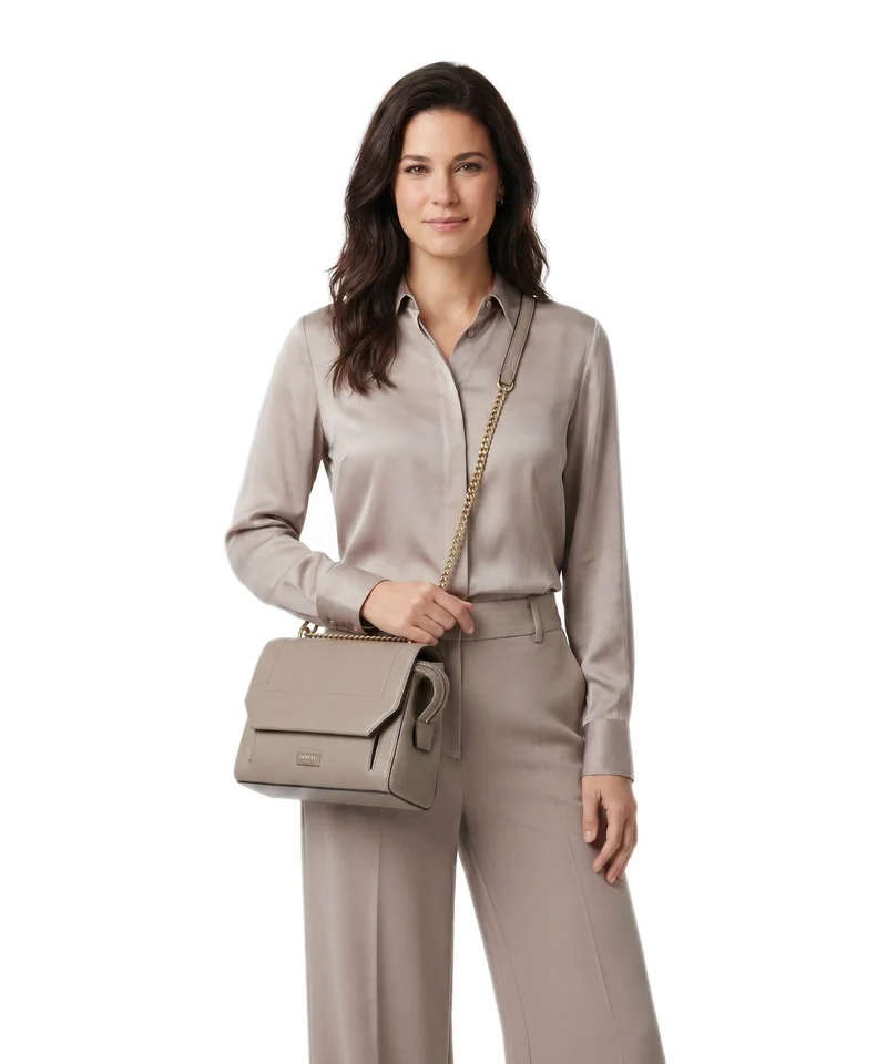 Lancel Ninon M Schultertasche pebble