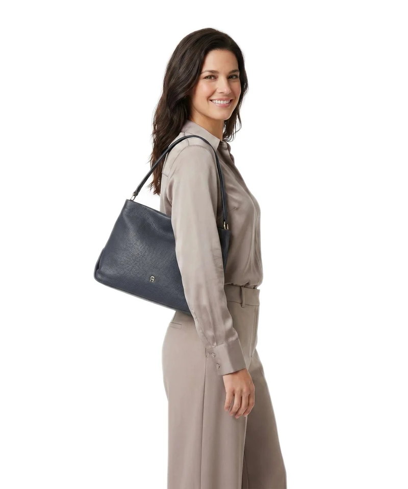 Aigner Paola S Beuteltasche cosmic blue