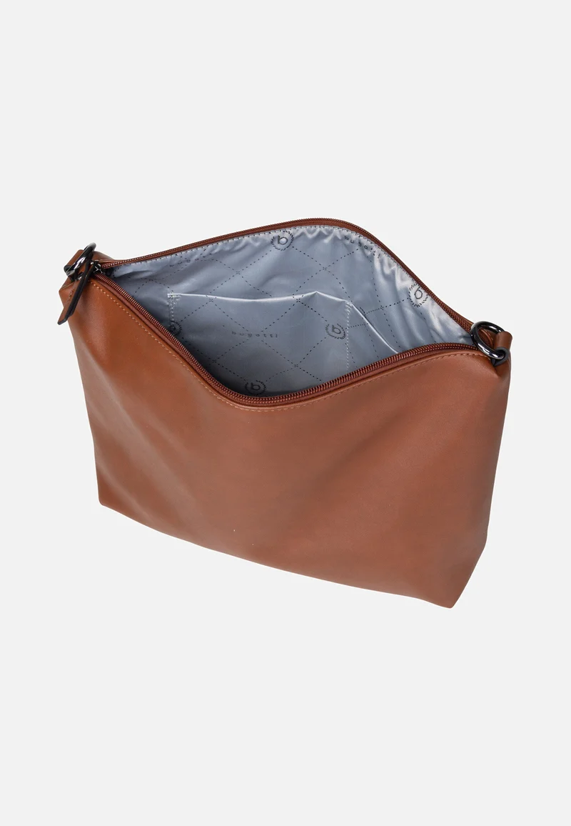 Ella L Oyard - Shopper