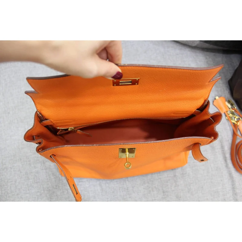 Hermes Kelly 32 Clemence Orange