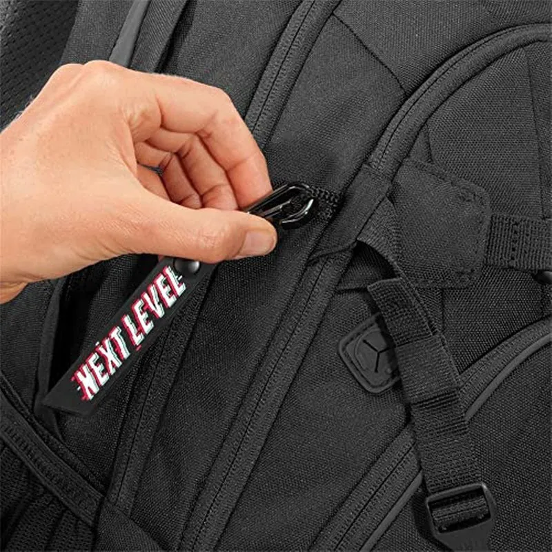 coocazoo Schulrucksack Mate, Reflective Graffiti, schwarz, reflektierend, ergonomisch, anpassbarer Tornister, höhen- & größenverstellbar, Brust- & Hüftgurt, leicht, individuell, ab der 3. Klasse
