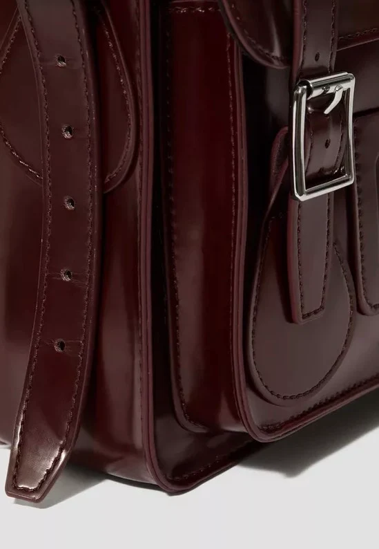 11" Satchel Bag Cherry Red Oxford Rub Off - Tasche