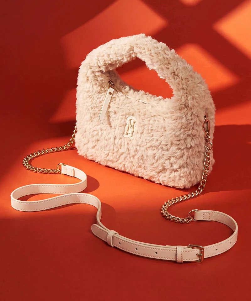 Steve Madden BFLUFFY Handtasche cream
