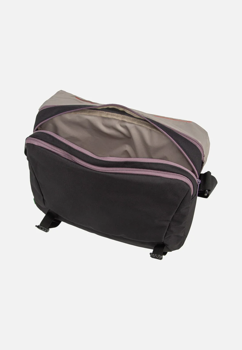 Rom M III Black/Purple Ash - Crossbody Bag