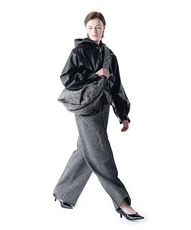 Côte&Ciel Hyco S Beuteltasche black/cream